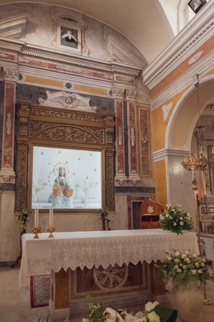 Antica statua della Madonna delle Grazie - Santuario di Spezzano Albanese
Foto: Michele Di Mauro