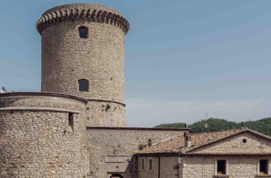 Castello di Riccia e Torre angioina