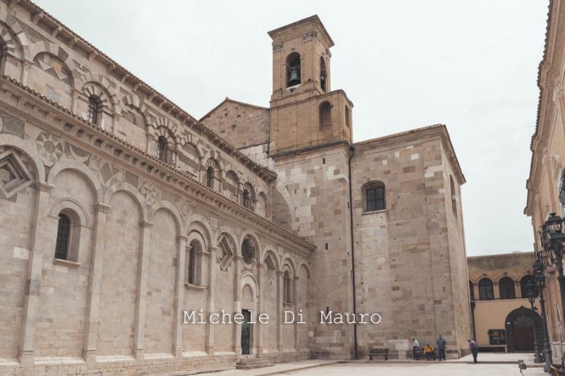 cattedrale-troia-michele-di-mauro