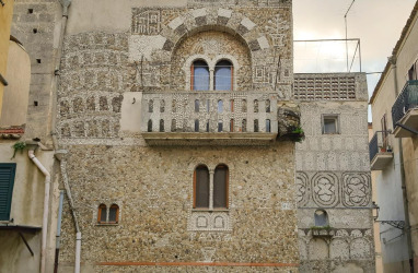 Palazzo Policarpo