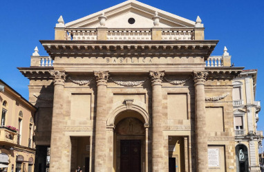 Cattedrale di Santa Maria del Ponte