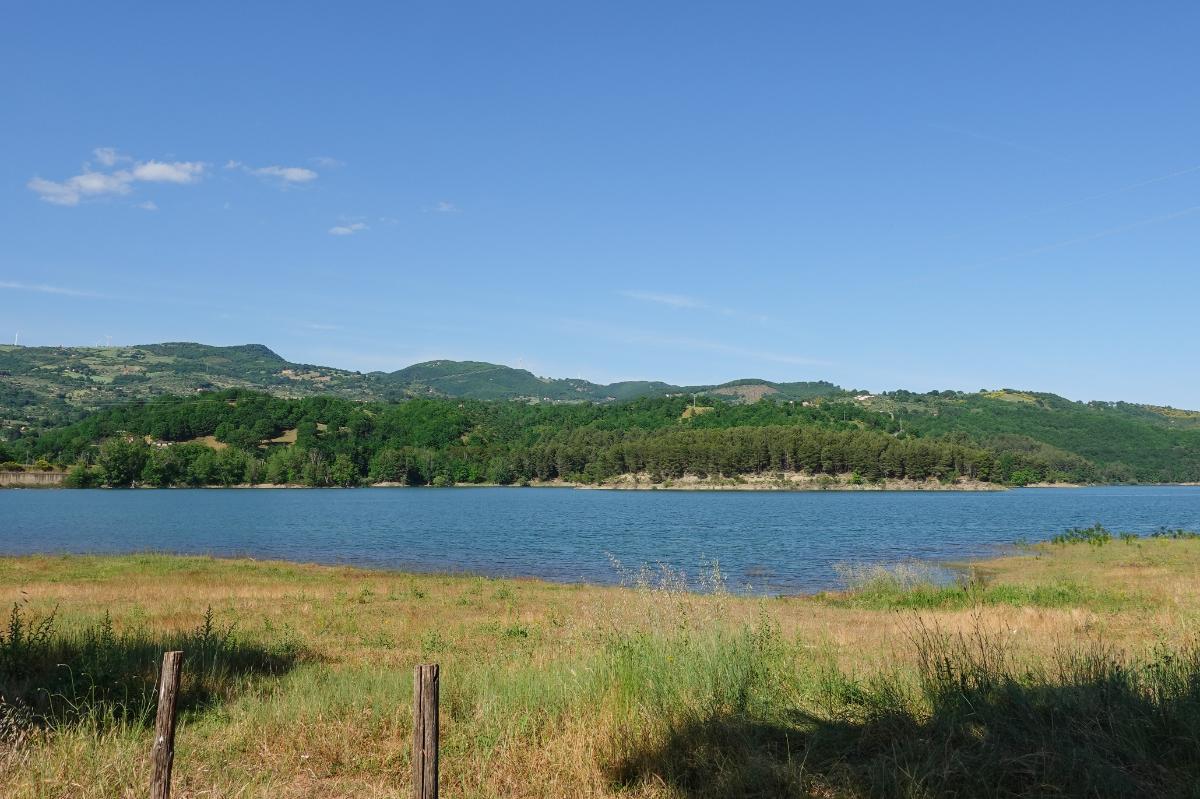 Lago di Spinoso Pertusillo