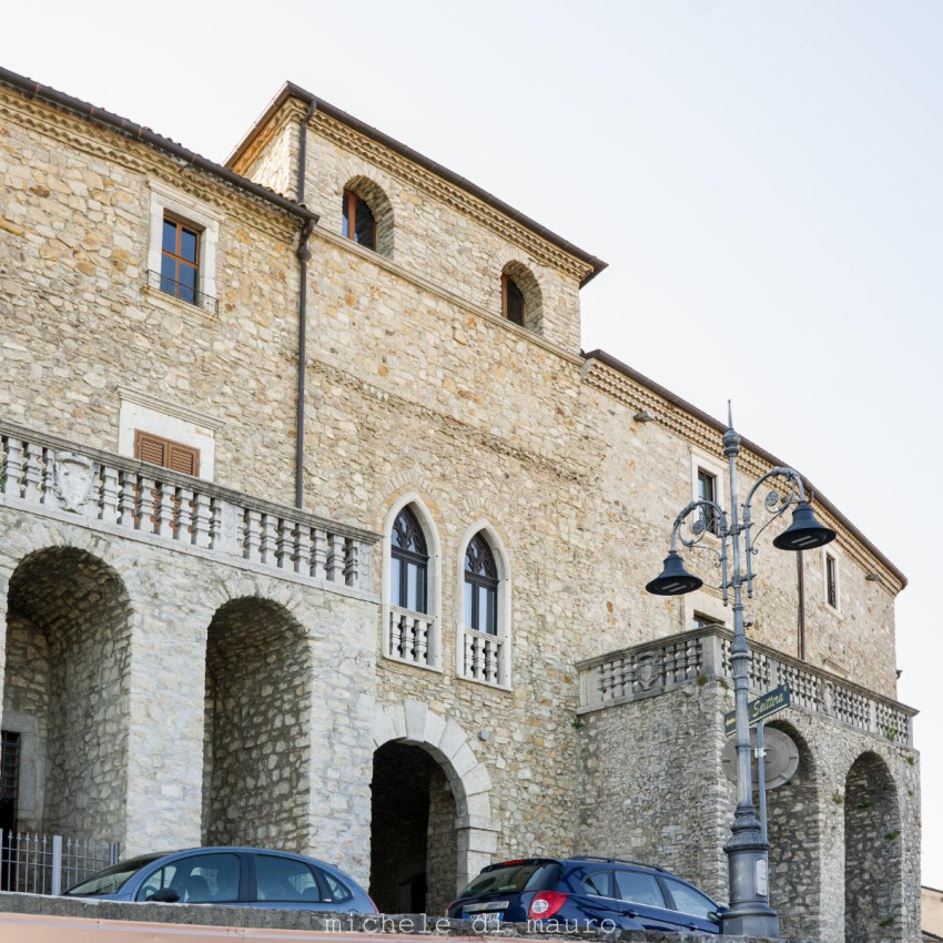 Palazzo Ducale Acquaviva-d'Aragona