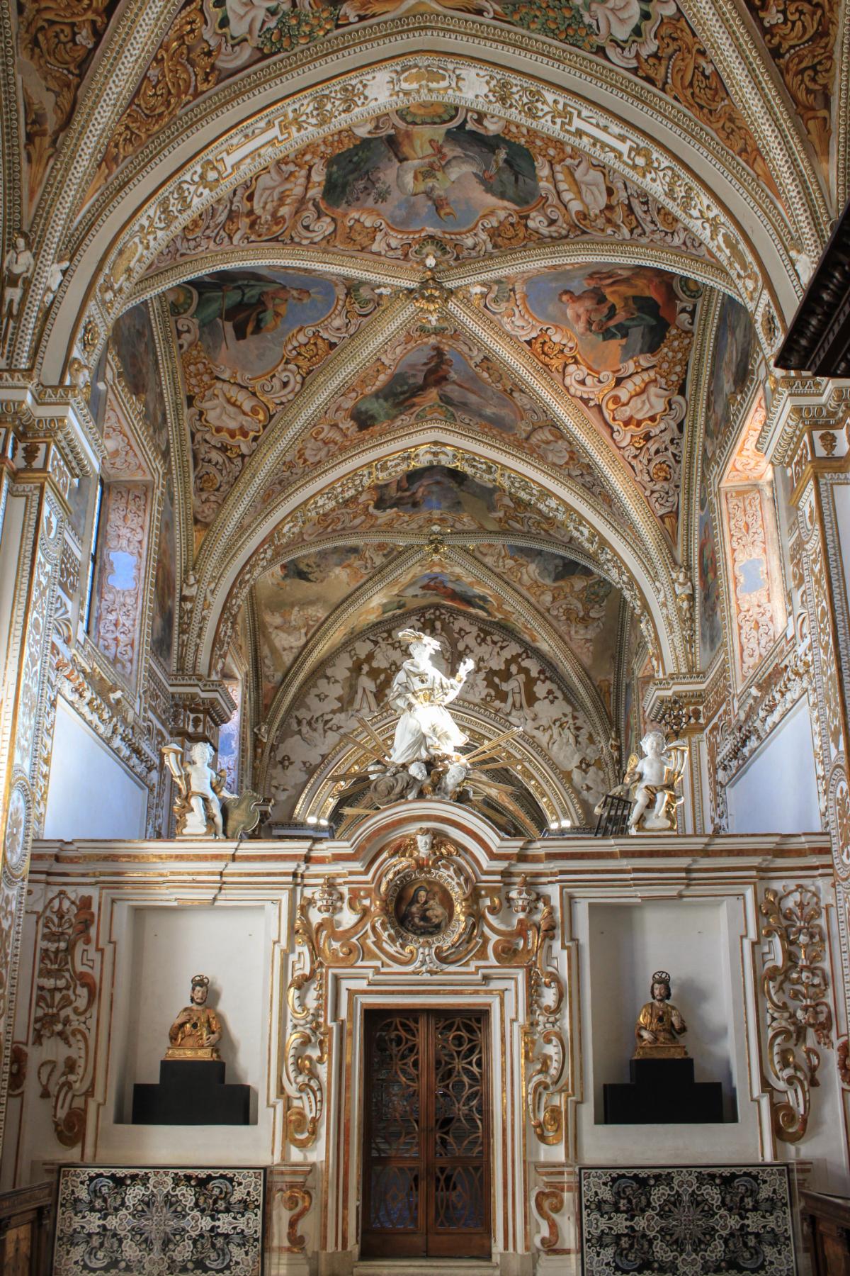 Interno certosa padula